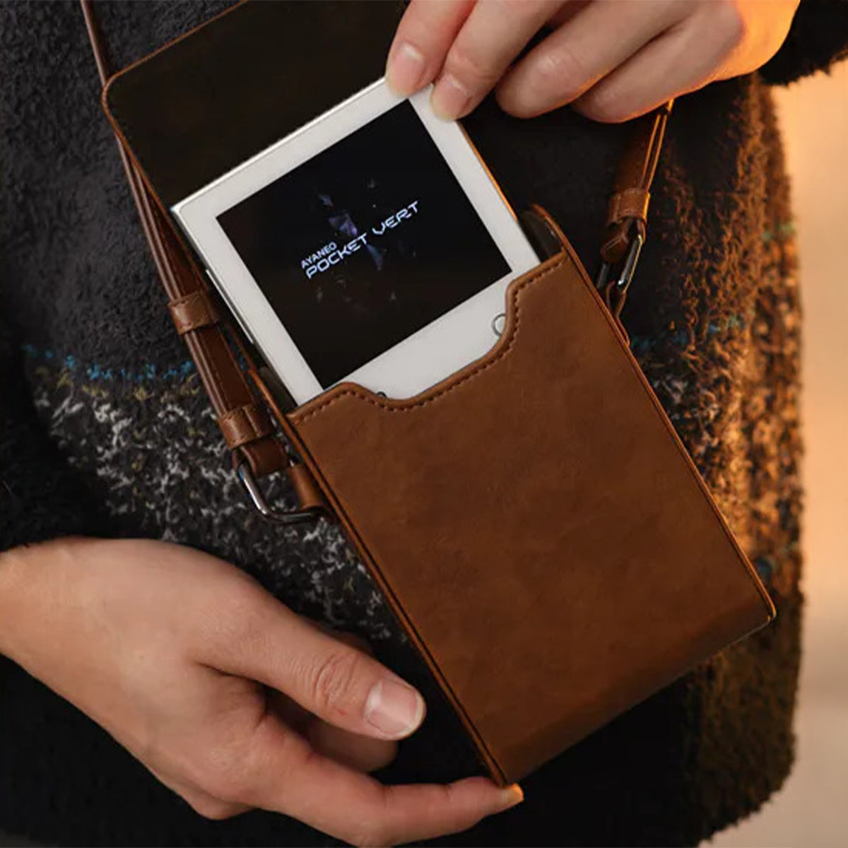 【貴重】KENT 英型差替コンパス ビームケース入り AYANEO POCKET VERT専用 レザー調ケース – UMPC専門店 ハイビーム