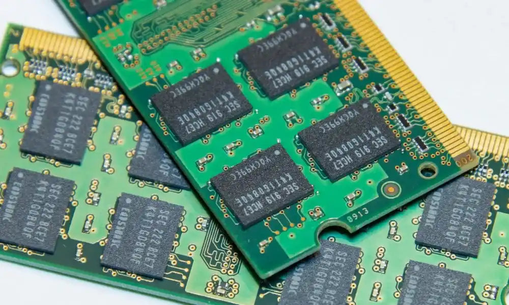 「パソコン、なんか高くなってない？」値上げ傾向の2025年、今買うべきか待つべきかの“損しない”判断術